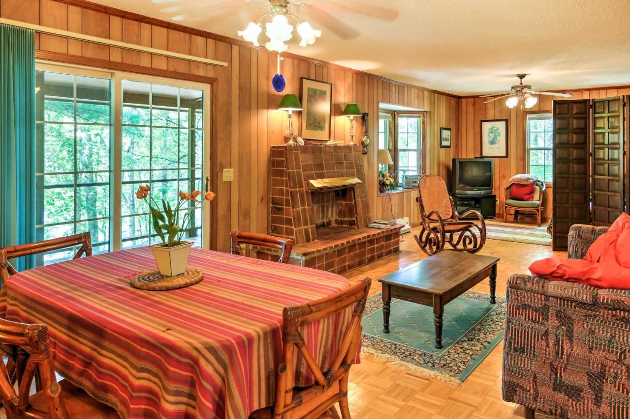 Lakefront Mountain Rest Cottage With Gas Fireplace! Walhalla Eksteriør billede