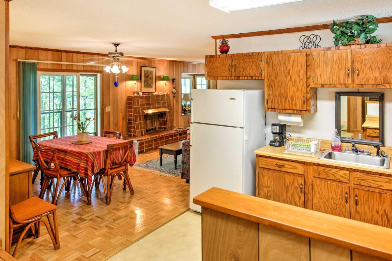 Lakefront Mountain Rest Cottage With Gas Fireplace! Walhalla Eksteriør billede